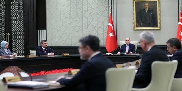 Kabine Uçak Kazası Gündemiyle Erdoğan Başkanlığında Toplanıyor